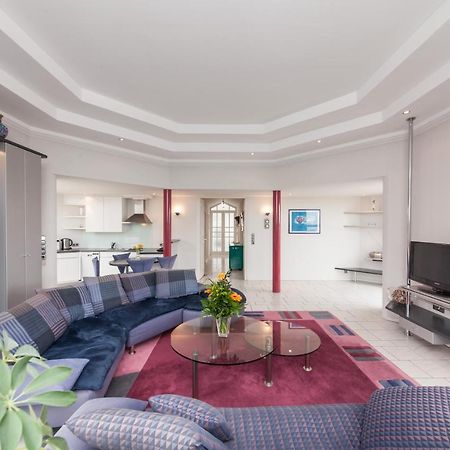 Hotel Strijewski - Apartments วอล์ฟสบวร์ก ภายนอก รูปภาพ