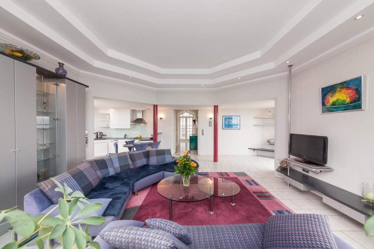 Hotel Strijewski - Apartments วอล์ฟสบวร์ก ภายนอก รูปภาพ