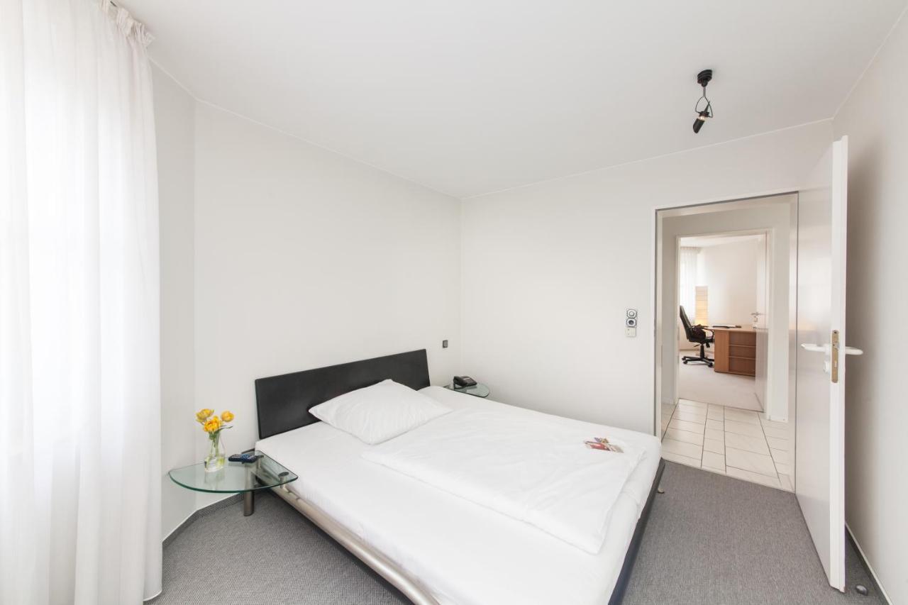 Hotel Strijewski - Apartments วอล์ฟสบวร์ก ภายนอก รูปภาพ